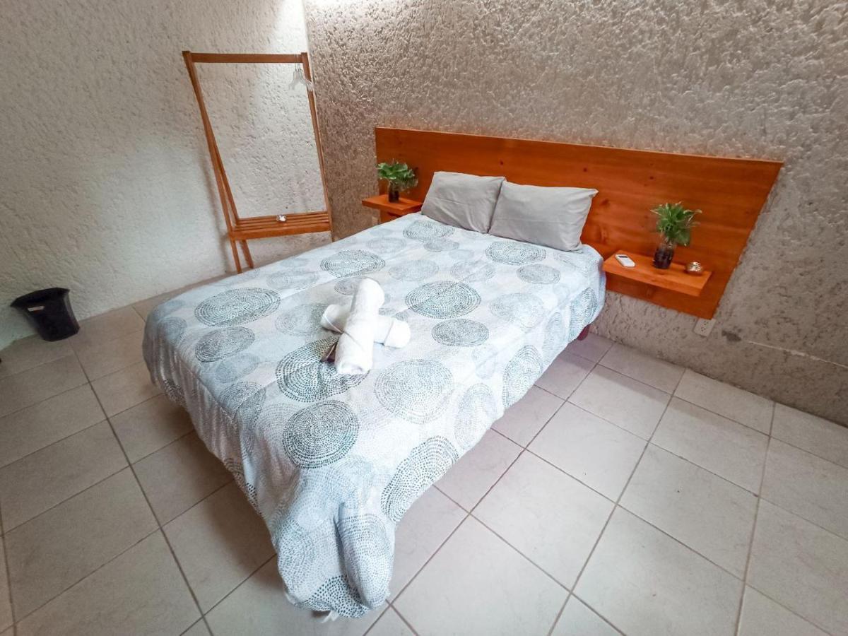 Hostal Casa Maria Канкун Экстерьер фото